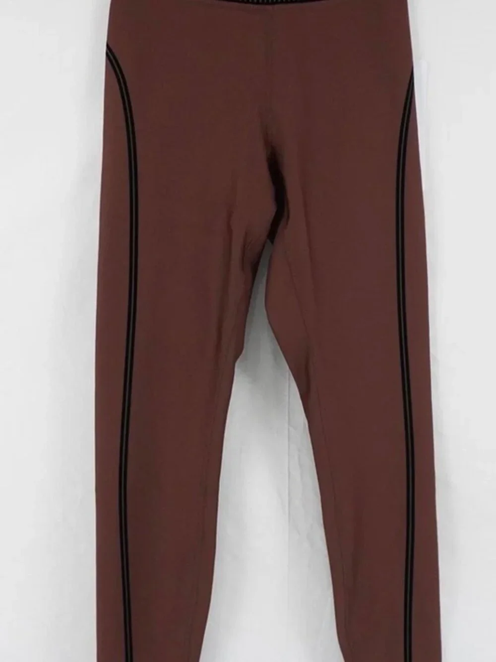 Alo Yoga Airlift Line Up Bra & High-Waist 7/8 Legging In Brownstone Set
